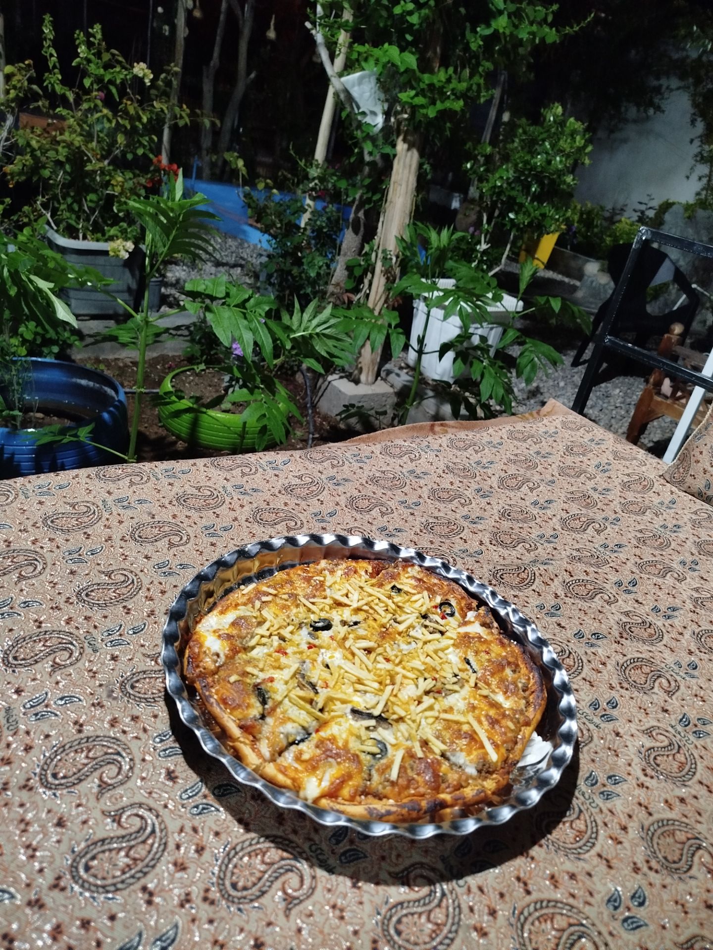 پیتزا قارچ و گوشت مینی